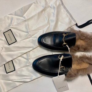 NWT! Gucci Princetown fur loafers - With box and shoe covers